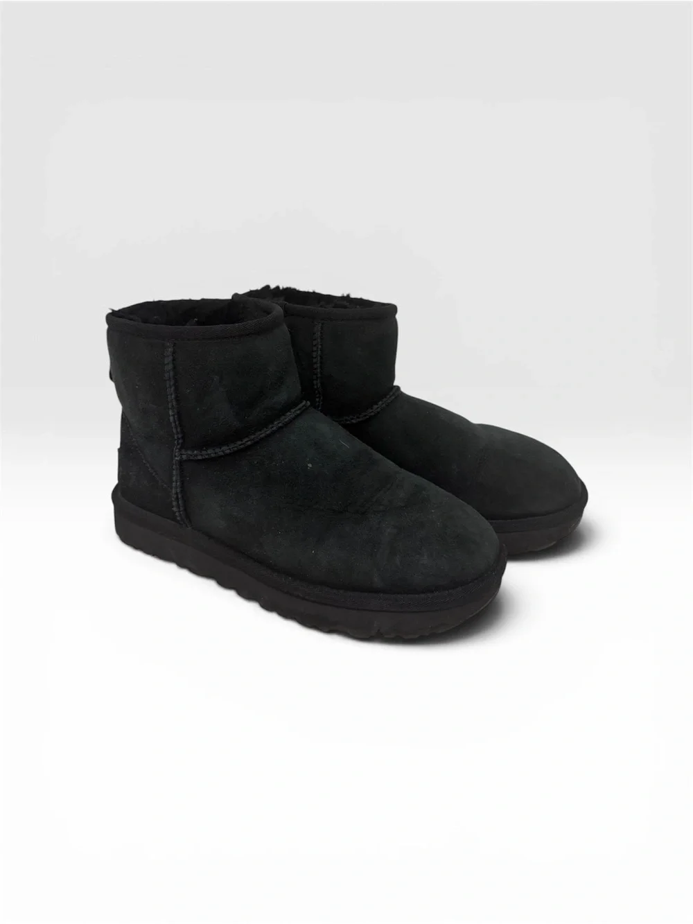 UGG Black Short Suede Winter Boot